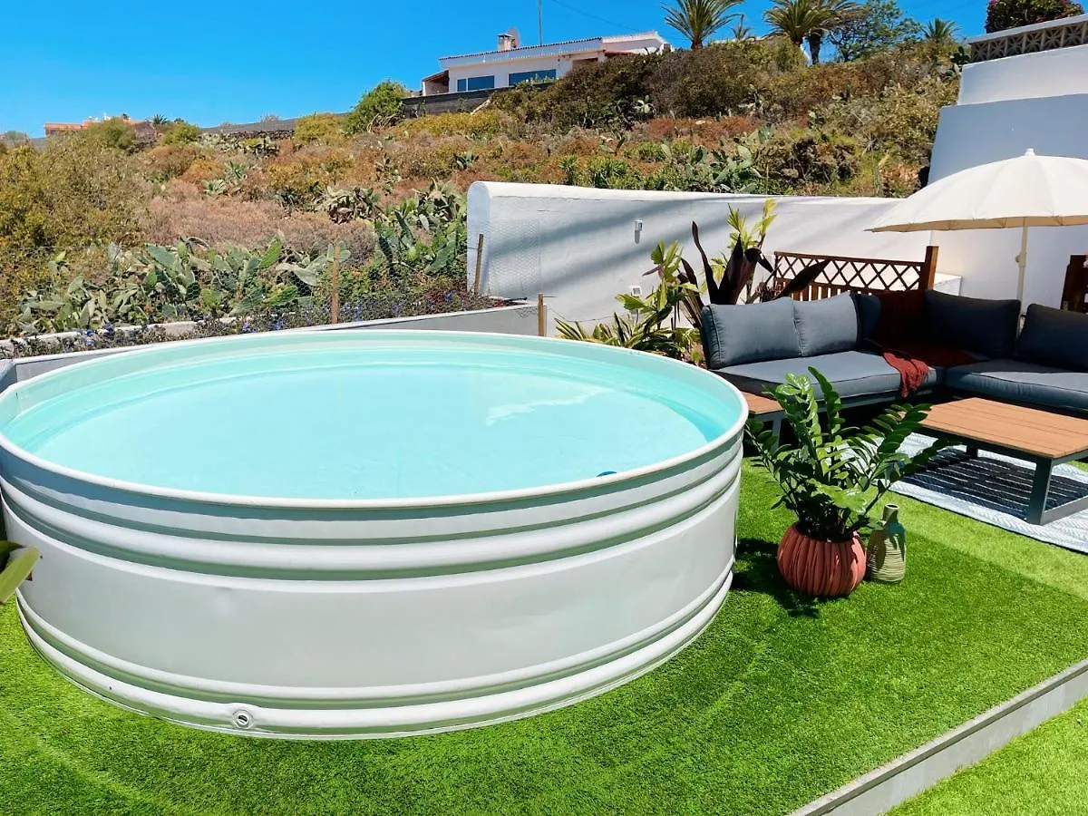 הוילה Puerto de la Madera Casa Con Piscina Y Jardin Con Vistas Al Mar 0*,  ספרד